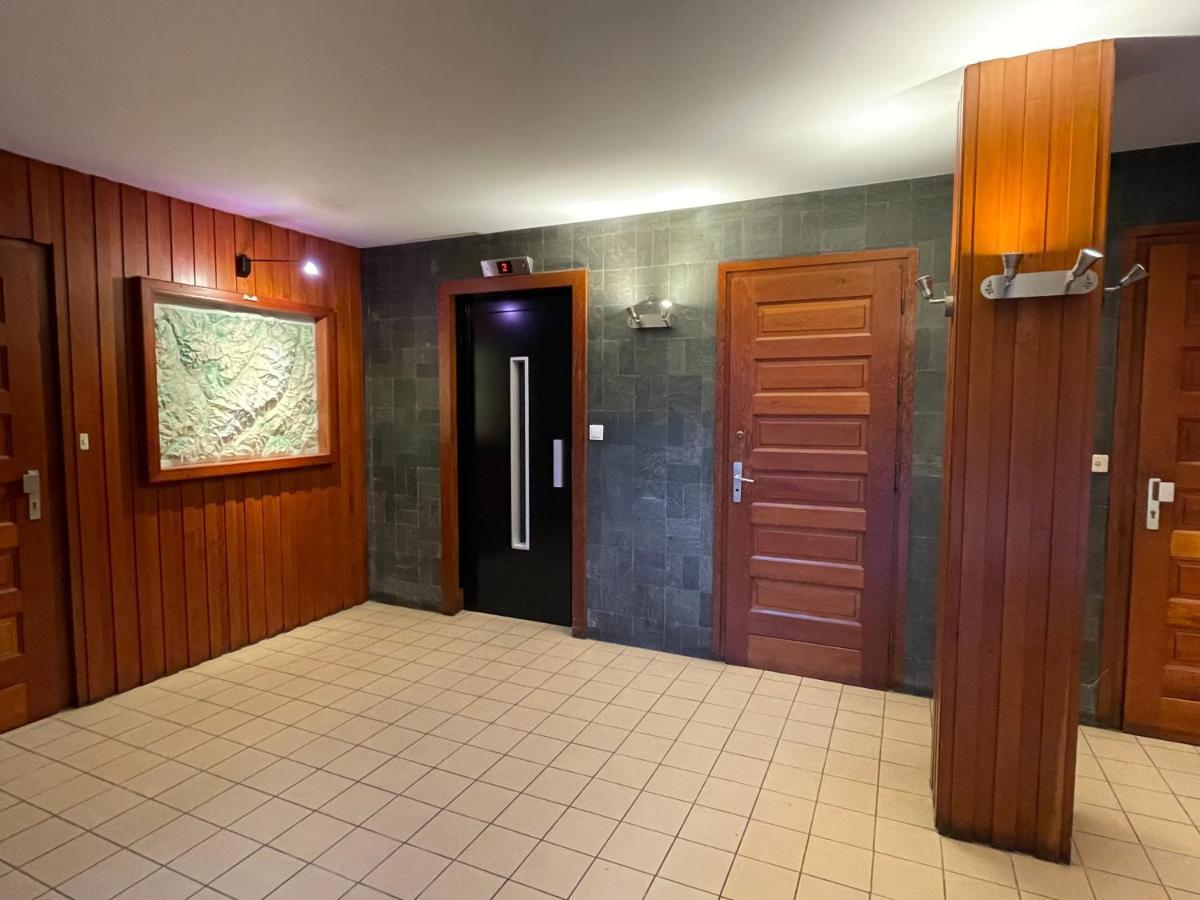 Residence Bois Du Bouchet, Appartement Vue Montagne, Calme, Parking Gratuit, Proche Centre Chamonix Luaran gambar