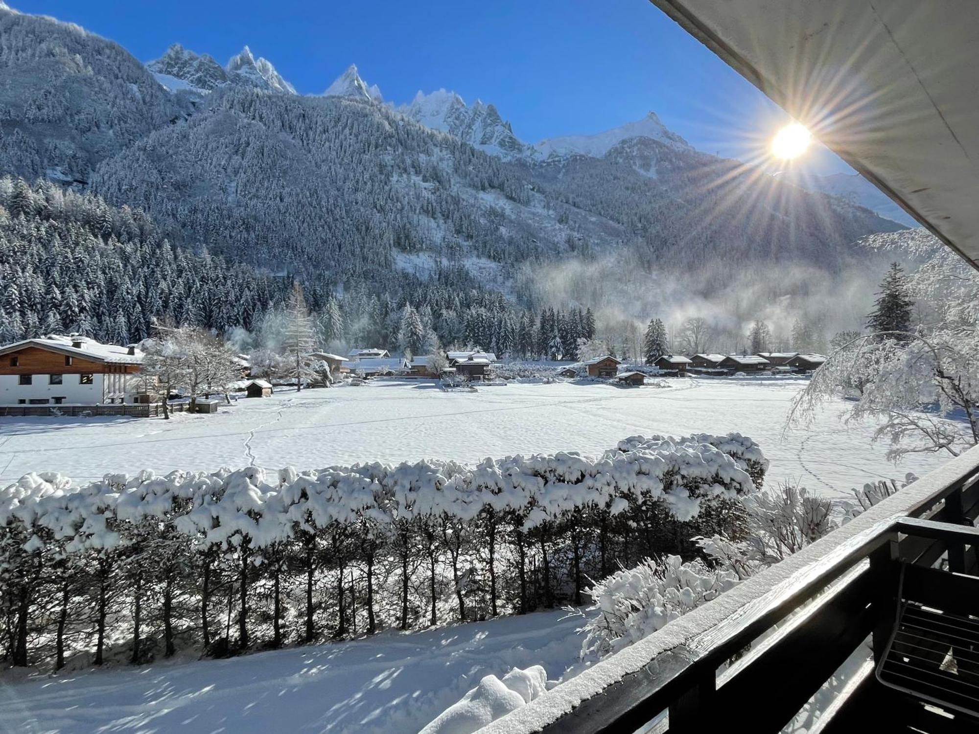 Residence Bois Du Bouchet, Appartement Vue Montagne, Calme, Parking Gratuit, Proche Centre Chamonix Luaran gambar