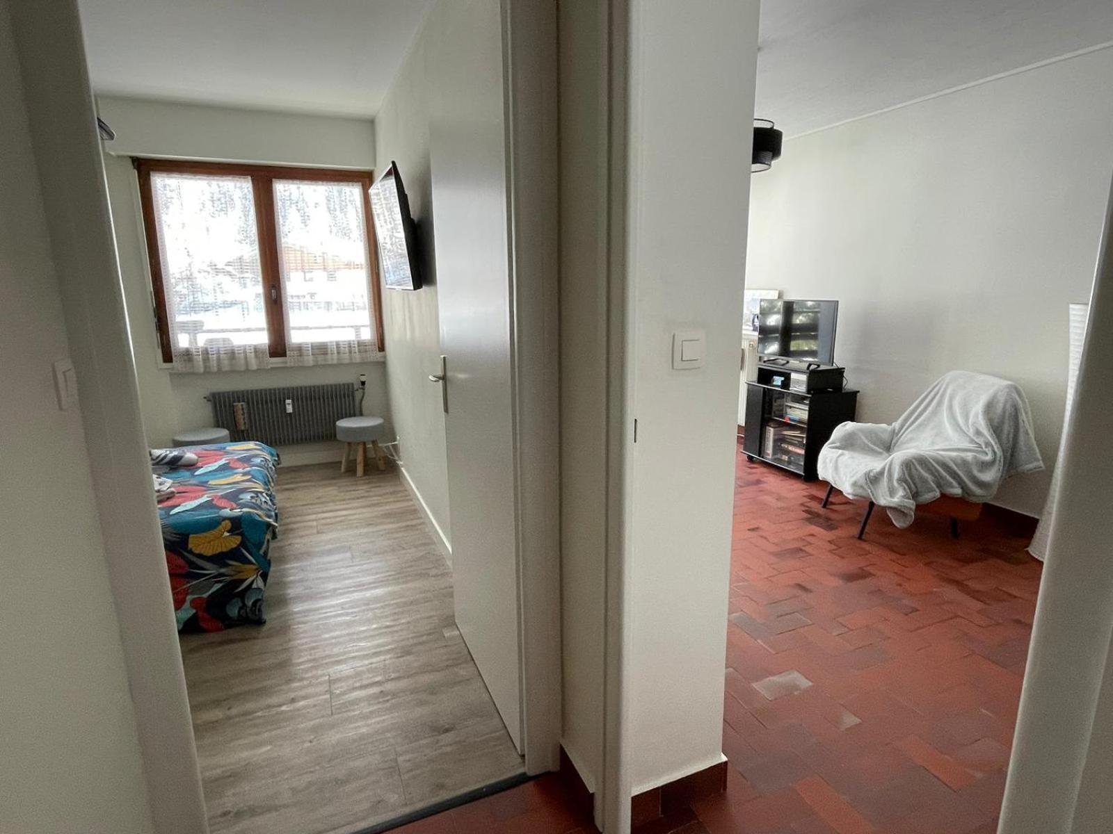 Residence Bois Du Bouchet, Appartement Vue Montagne, Calme, Parking Gratuit, Proche Centre Chamonix Luaran gambar