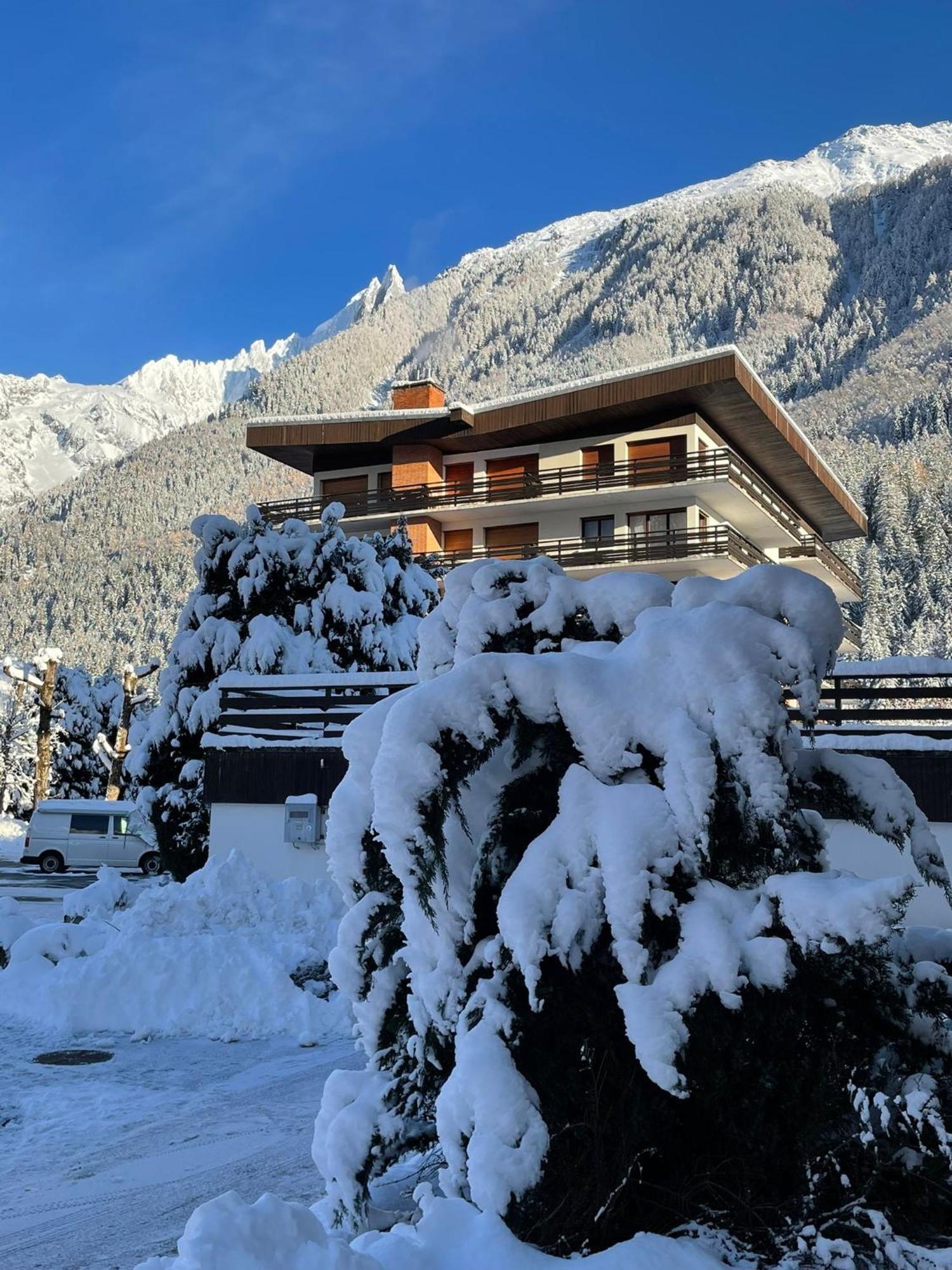 Residence Bois Du Bouchet, Appartement Vue Montagne, Calme, Parking Gratuit, Proche Centre Chamonix Luaran gambar